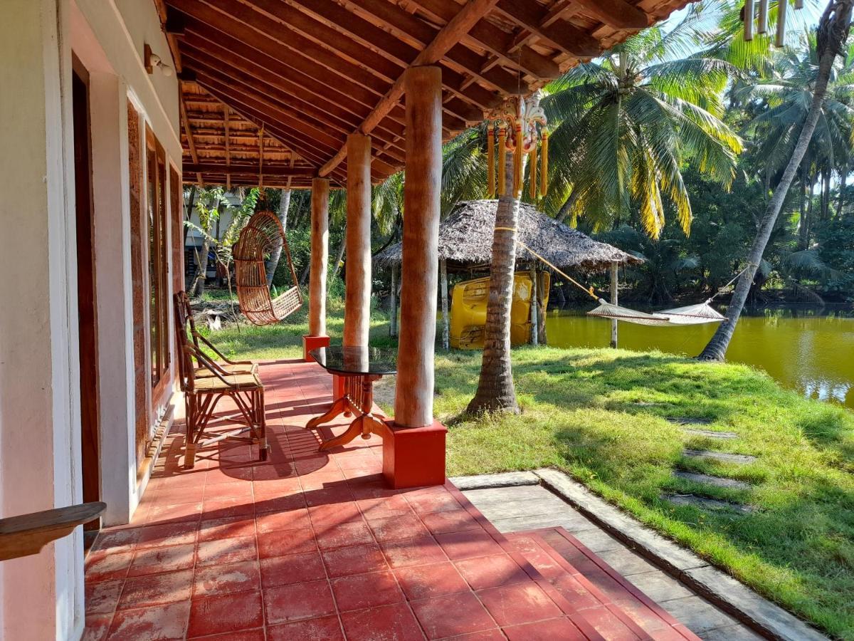 Riverlap Homestay Nileshwar Bagian luar foto