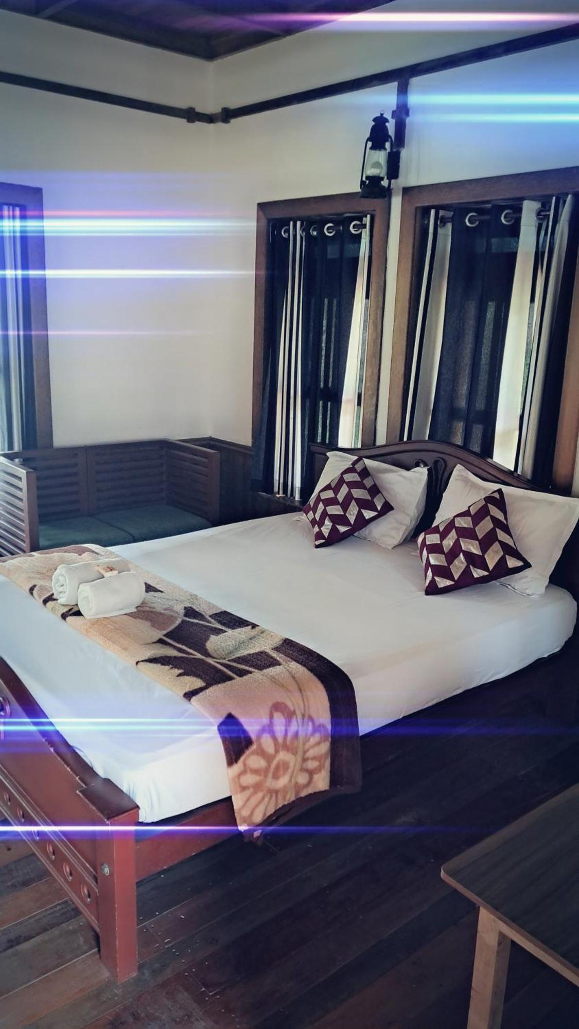 Riverlap Homestay Nileshwar Bagian luar foto